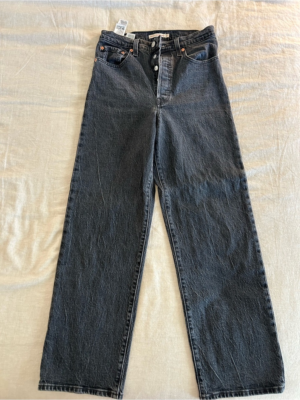 Levi's Women's Ribcage Straight Ankle Jeans in Black Wash
